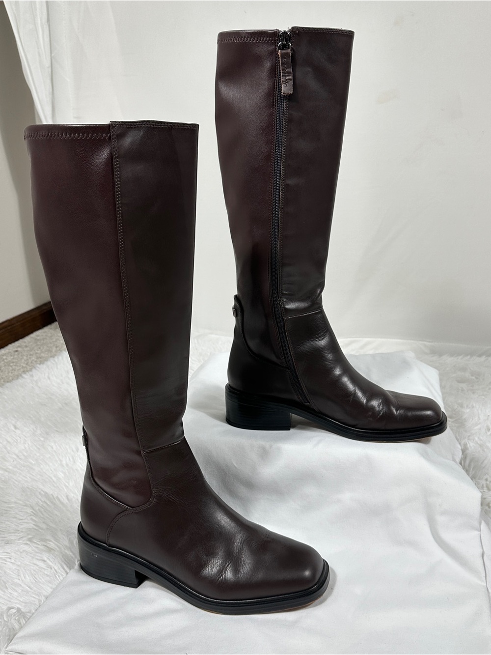 Franco Sarto Gisella Knee High Boots Burgundy Leather Low Heel Side Zip Size 9M - Picture 2 of 15